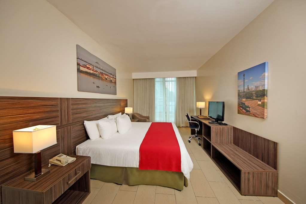 Victoria Hotel And Suites Panama الغرفة الصورة